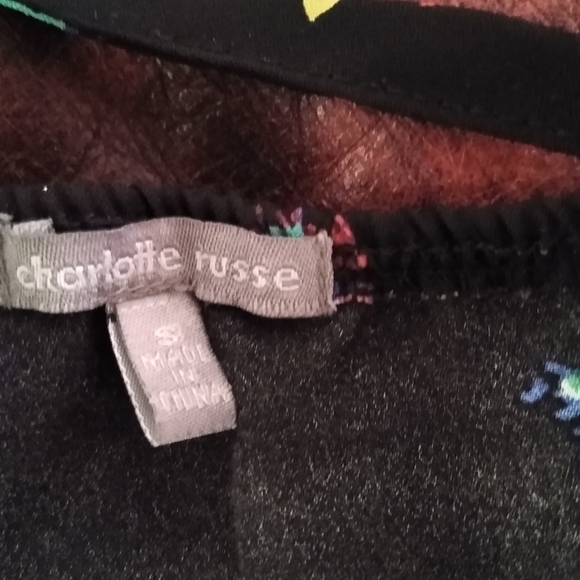 Charlotte Russe Cropped Tank - Picture 5 of 5